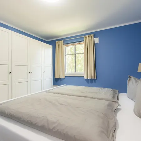 Haus Muschelsucher, Birkenstrasse 7a, App 4 Apartment Zingst